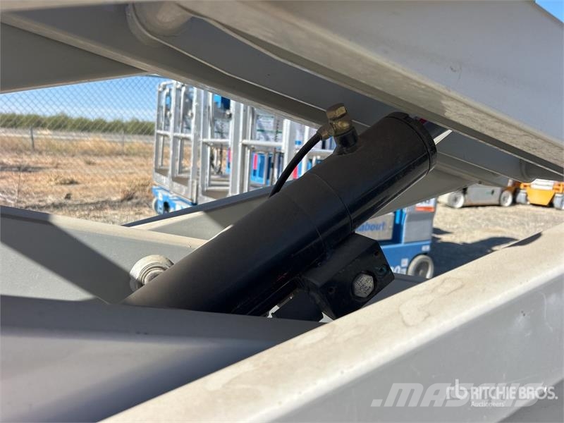 MEC 1330SE Electric Scissor Lift Šķerveida pacēlāji