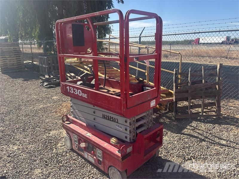 MEC 1330SE Electric Scissor Lift Šķerveida pacēlāji