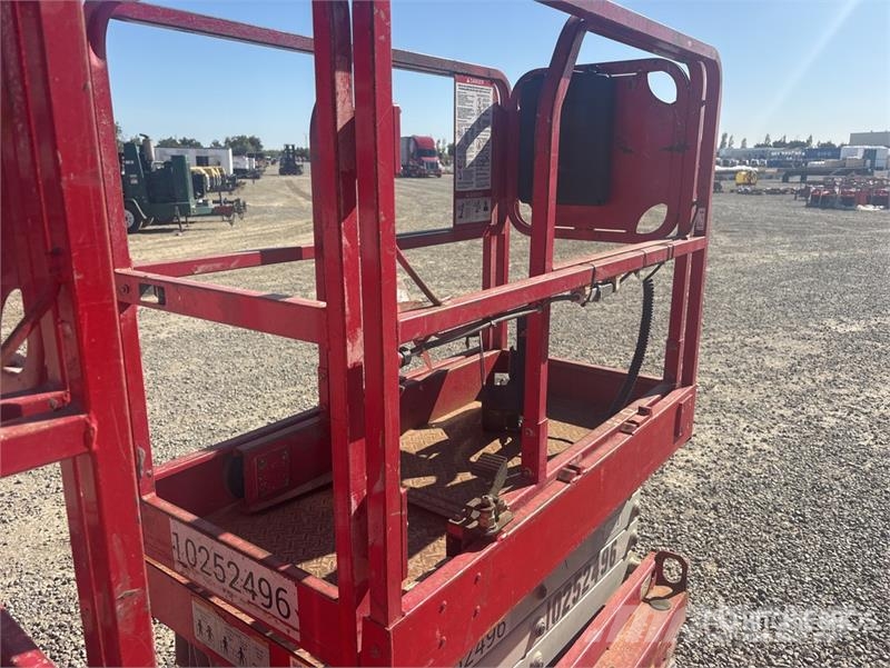 MEC 1330SE Electric Scissor Lift 가위형 리프트