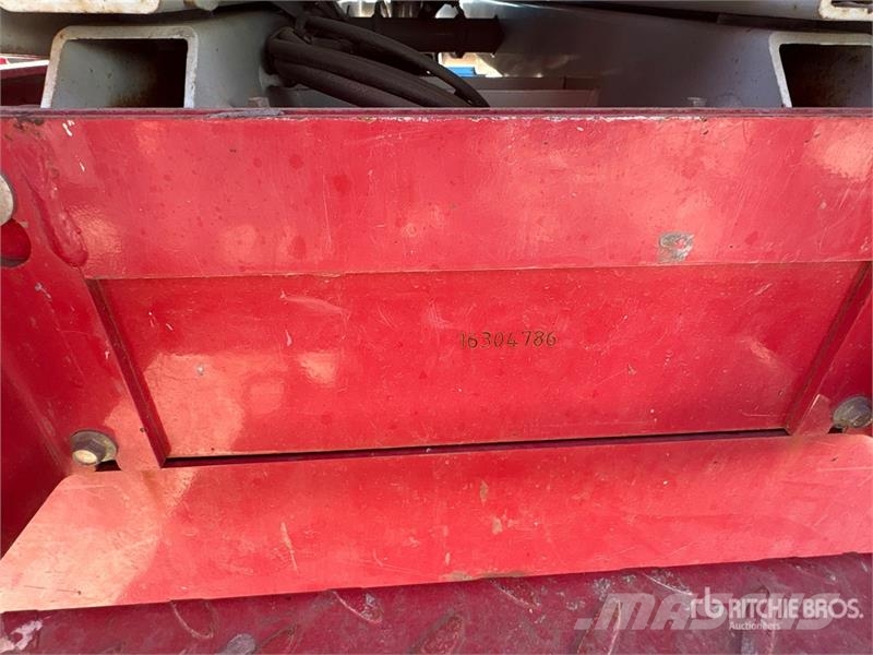 MEC 1330SE Electric Scissor Lift Scissor lifts