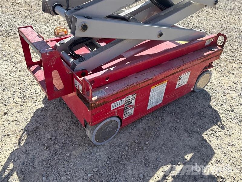 MEC 1330SE Electric Scissor Lift Saksilavat