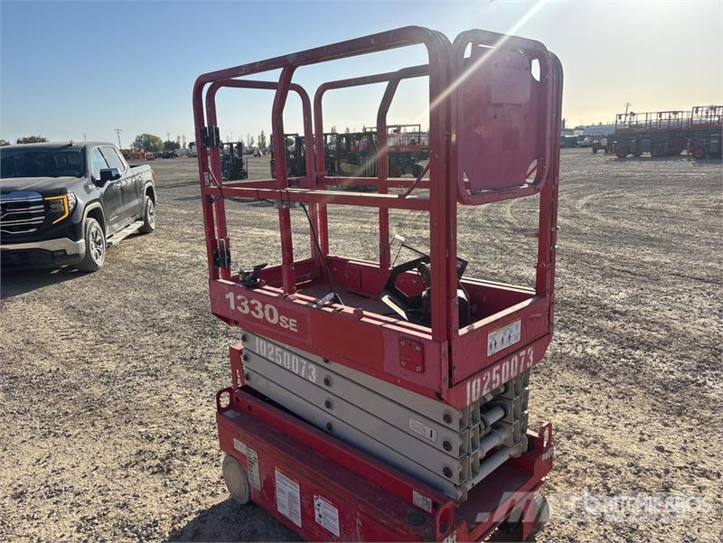 MEC 1330SE Electric Scissor Lift Elevadores de tesoura