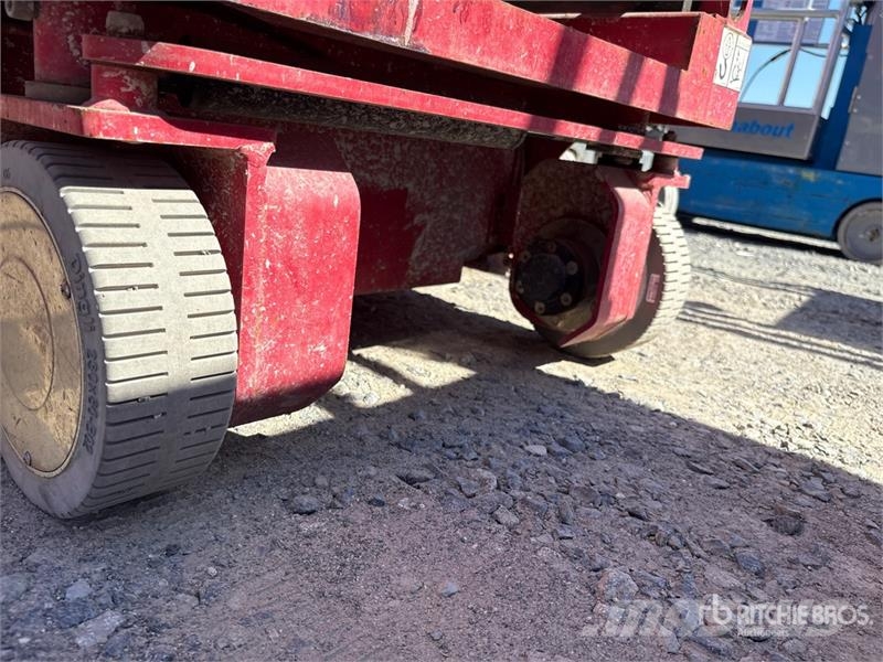 MEC 1330SE Electric Scissor Lift رافعات مقصية الشكل