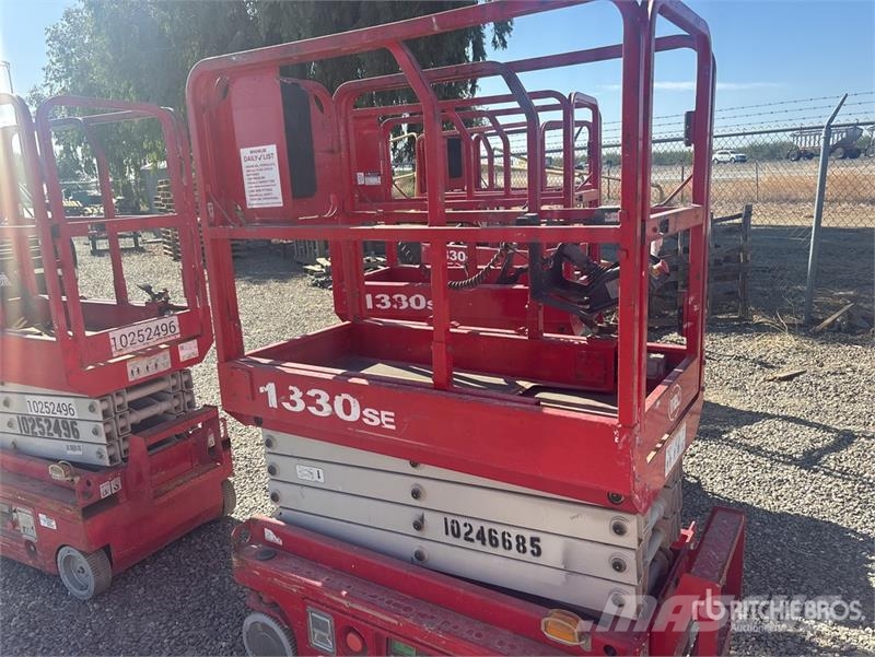 MEC 1330SE Electric Scissor Lift Šķerveida pacēlāji