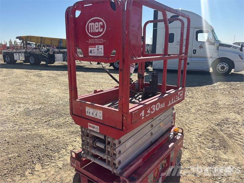 MEC 1330SE Electric Scissor Lift Elevadores de tesoura