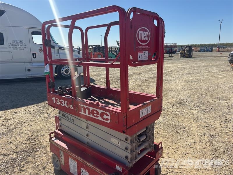MEC 1330SE Electric Scissor Lift Elevadores de tesoura