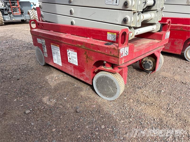 MEC 1330SE Electric Scissor Lift Saxlifte