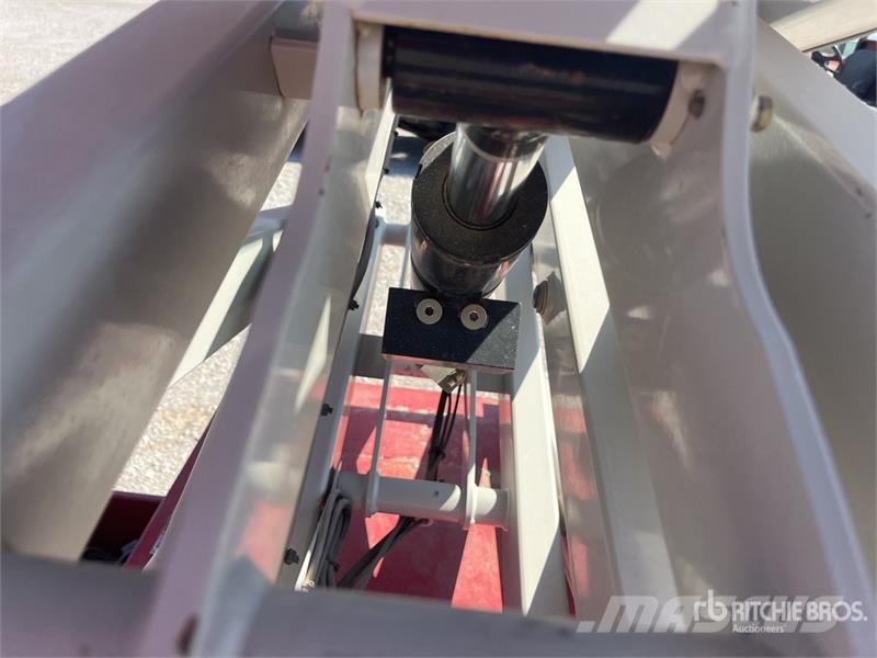 MEC 1330SE Electric Scissor Lift Plataformas tijera