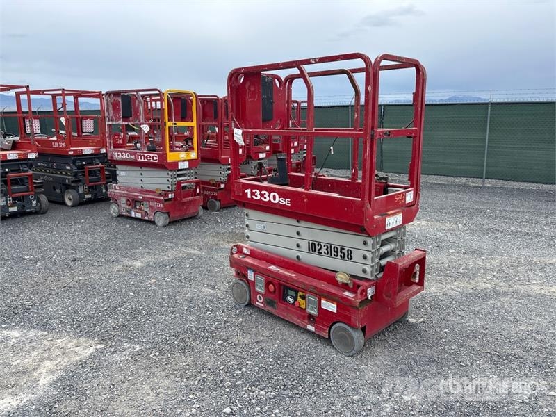 MEC 1330SE Scissor Lift Plataformas tijera