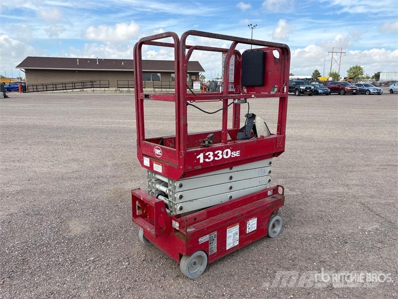 MEC 1330SE Scissor Lift Makazaste platforme