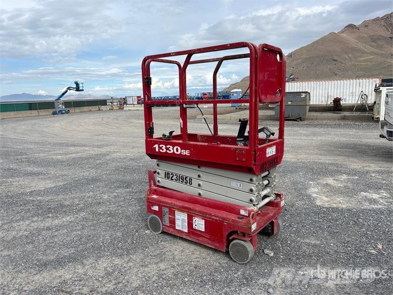 MEC 1330SE Scissor Lift Plataformas tijera