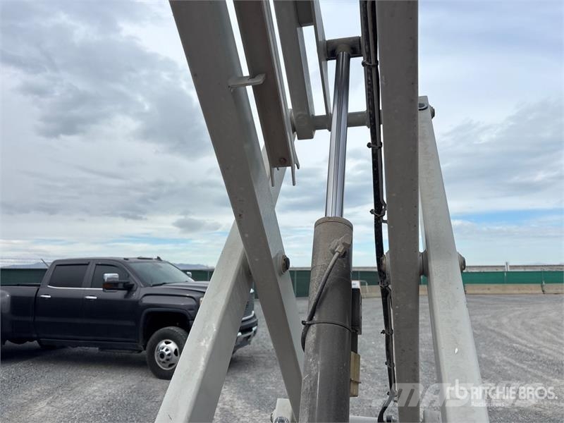MEC 1330SE Scissor Lift Plataformas tijera