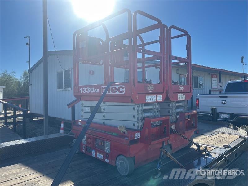 MEC 1330SE Scissor Lift Schaarhoogwerkers