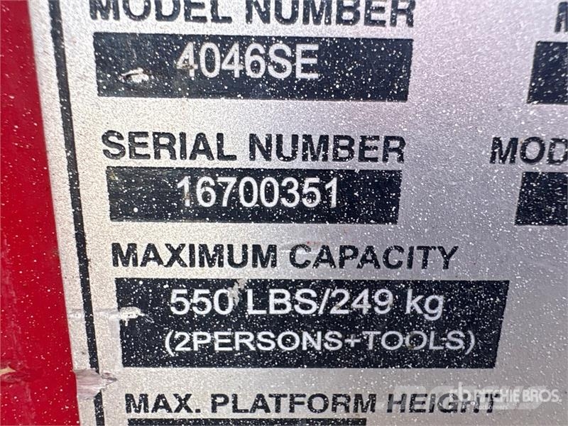 MEC 4046SE Electric Scissor Lift Scissor lifts