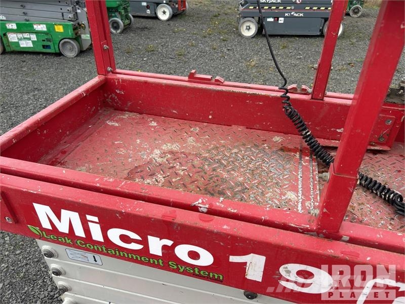 MEC MICRO 19 Electric Scissor Lift Škarjaste dvižne ploščadi