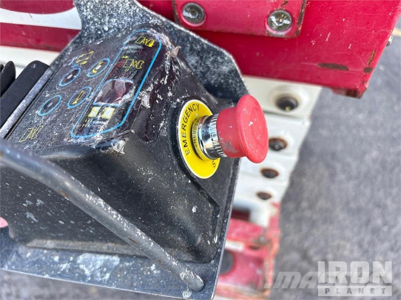 MEC MICRO 19 Electric Scissor Lift Škarjaste dvižne ploščadi