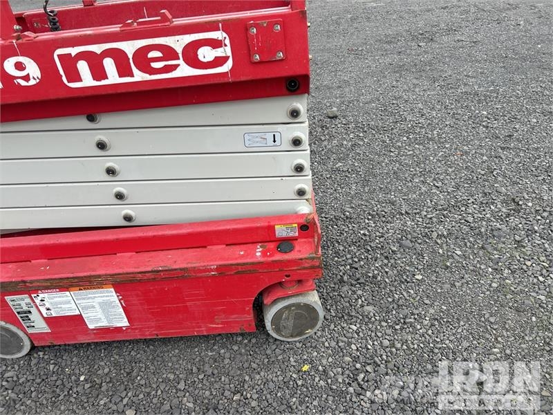 MEC MICRO 19 Electric Scissor Lift Škarjaste dvižne ploščadi