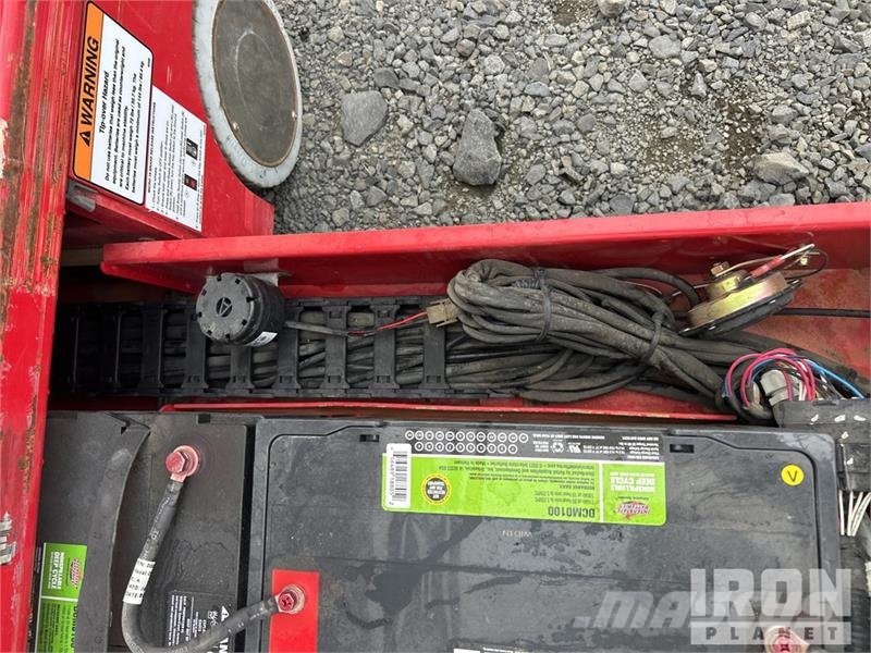 MEC MICRO 19 Electric Scissor Lift Scheren-Arbeitsbühnen