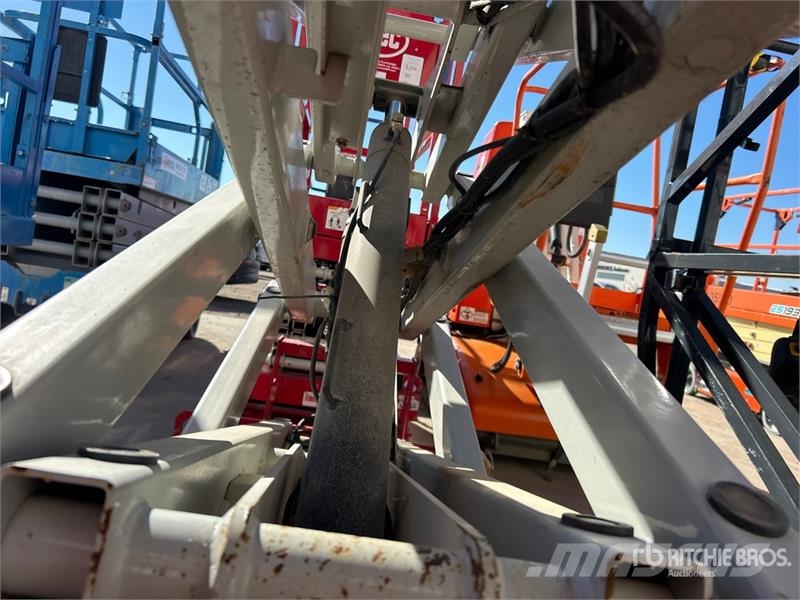 MEC MICRO 19 Electric Scissor Lift Škarjaste dvižne ploščadi