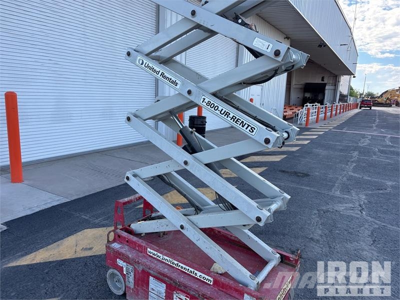 MEC MICRO 19 Electric Scissor Lift Škarjaste dvižne ploščadi