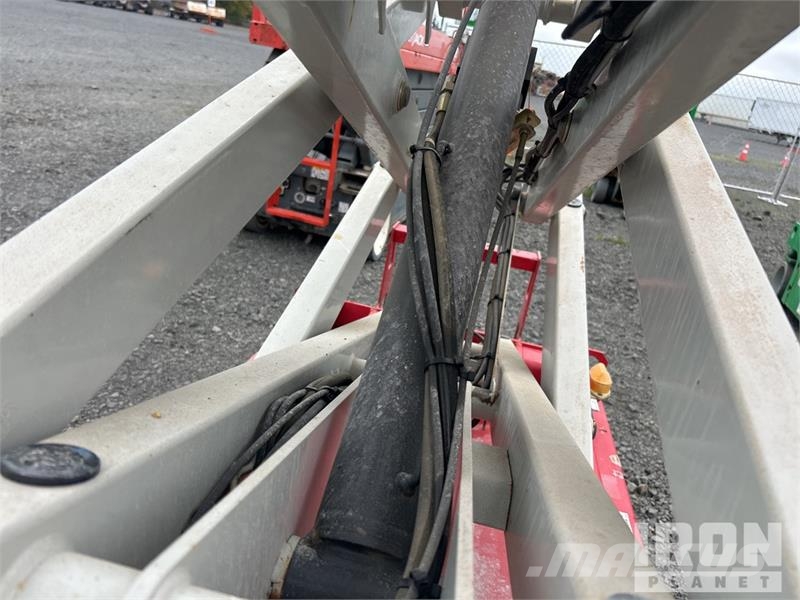 MEC MICRO 19 Electric Scissor Lift Scheren-Arbeitsbühnen