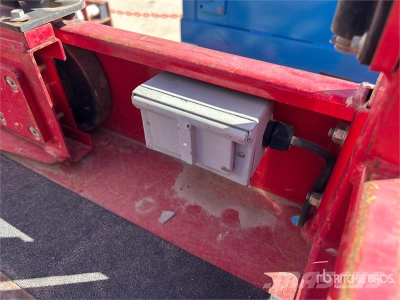 MEC MICRO 19 Electric Scissor Lift Škarjaste dvižne ploščadi