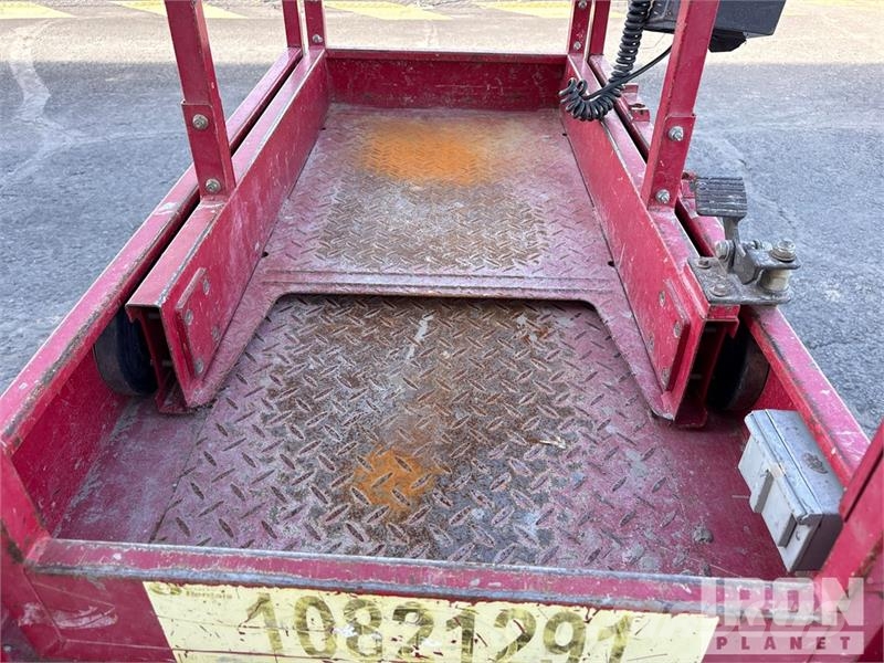 MEC MICRO 19 Electric Scissor Lift Škarjaste dvižne ploščadi