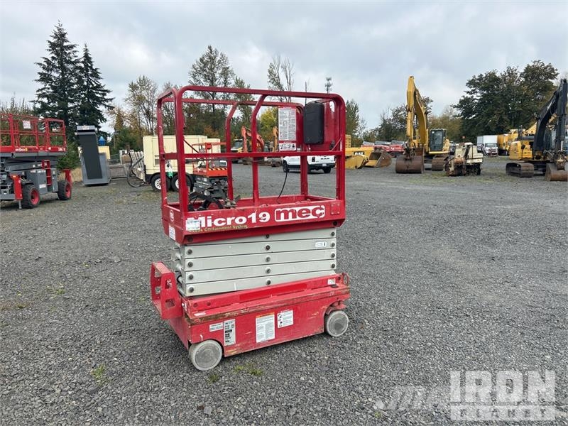 MEC MICRO 19 Electric Scissor Lift Škaraste platforme