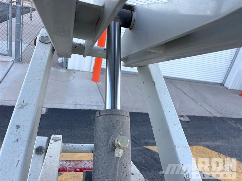 MEC MICRO 19 Electric Scissor Lift Škarjaste dvižne ploščadi
