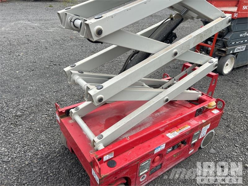 MEC MICRO 19 Electric Scissor Lift Scheren-Arbeitsbühnen