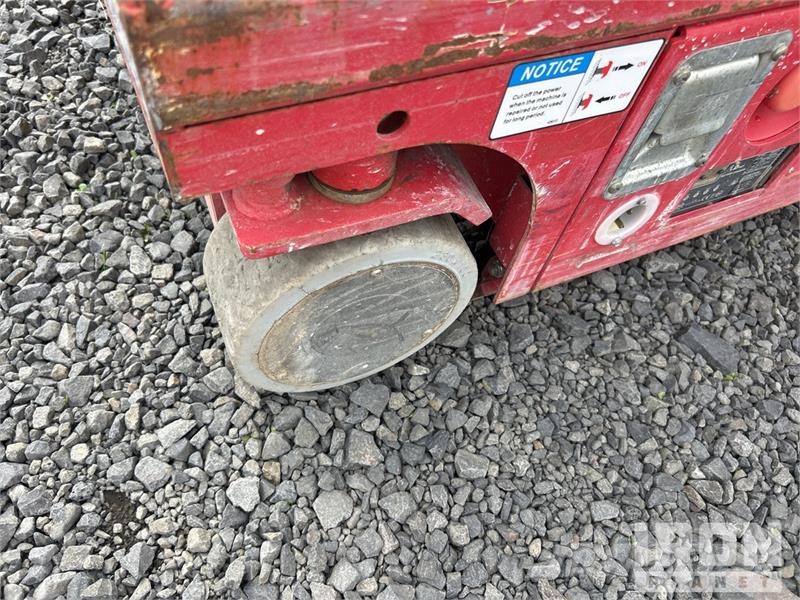 MEC MICRO 19 Electric Scissor Lift Škaraste platforme