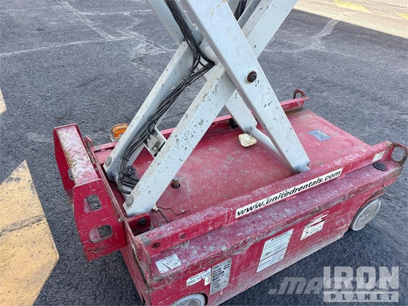 MEC MICRO 19 Electric Scissor Lift Škarjaste dvižne ploščadi