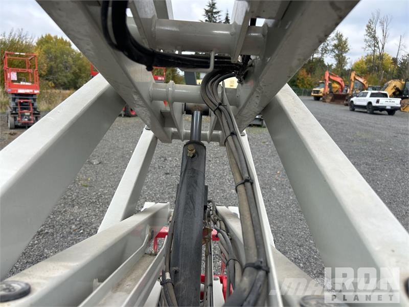 MEC MICRO 19 Electric Scissor Lift Škarjaste dvižne ploščadi