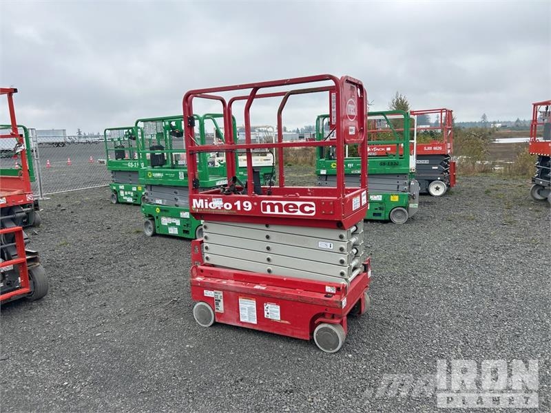 MEC MICRO 19 Electric Scissor Lift Scheren-Arbeitsbühnen