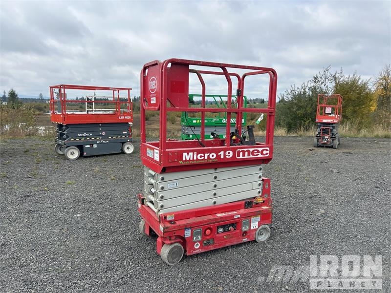 MEC MICRO 19 Electric Scissor Lift Škarjaste dvižne ploščadi
