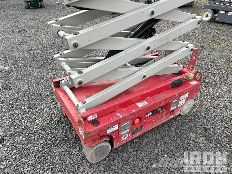 MEC MICRO 19 Electric Scissor Lift Škaraste platforme