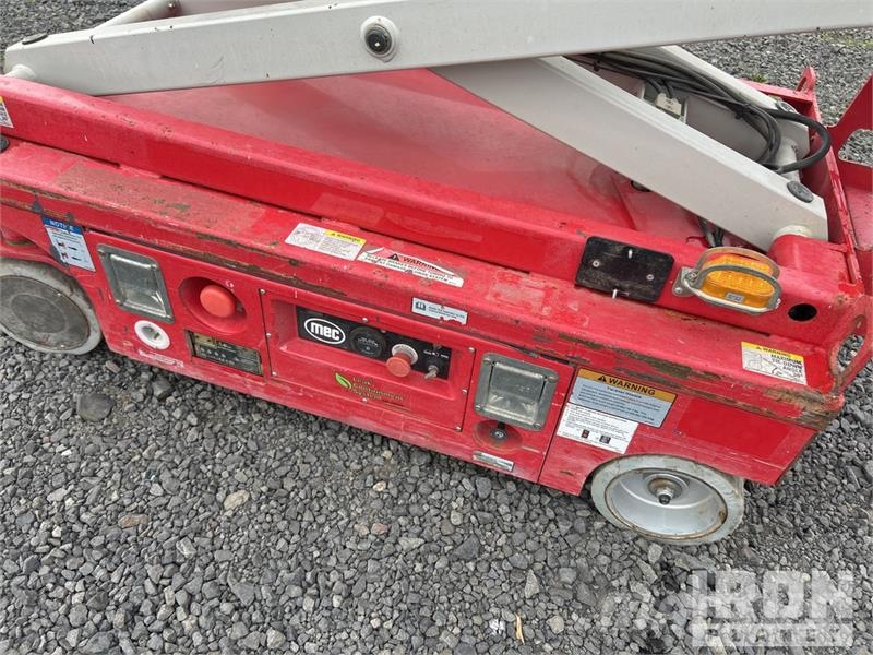 MEC MICRO 19 Electric Scissor Lift Škarjaste dvižne ploščadi