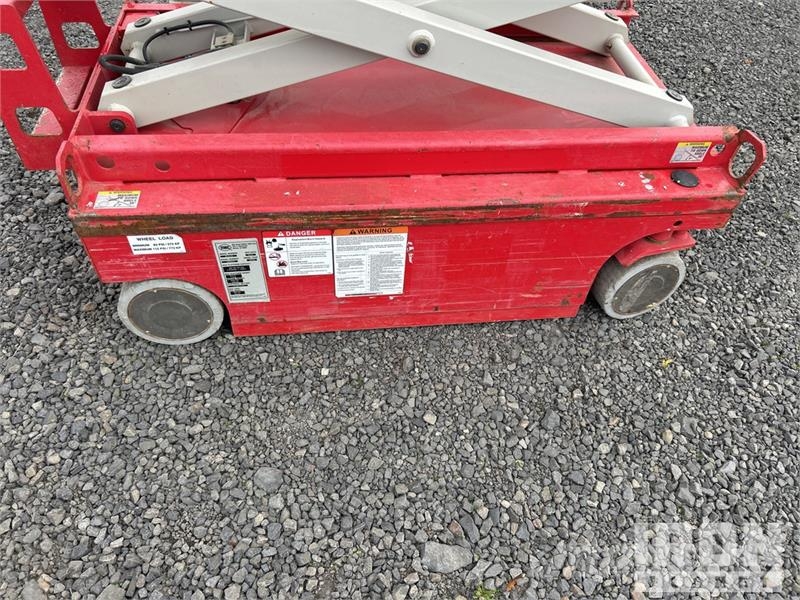 MEC MICRO 19 Electric Scissor Lift Škarjaste dvižne ploščadi