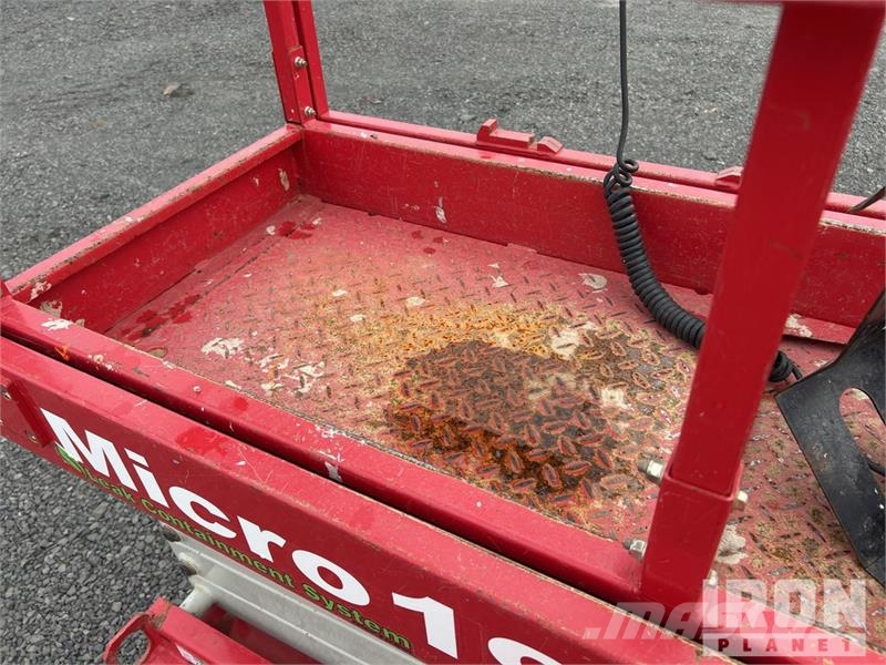 MEC MICRO 19 Electric Scissor Lift Scheren-Arbeitsbühnen