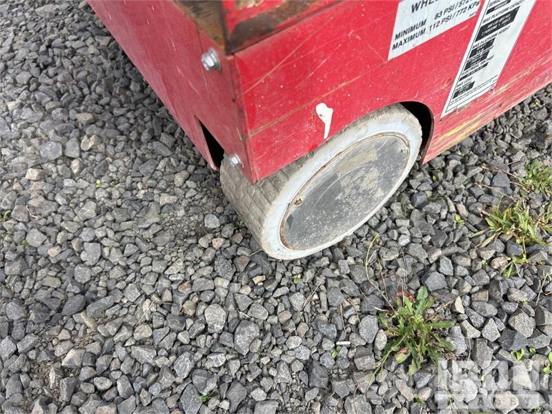 MEC MICRO 19 Electric Scissor Lift Škaraste platforme