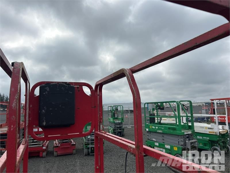 MEC MICRO 19 Electric Scissor Lift Škarjaste dvižne ploščadi