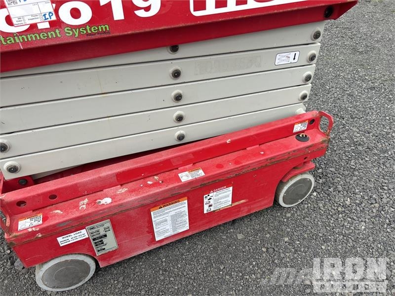 MEC MICRO 19 Electric Scissor Lift Scheren-Arbeitsbühnen