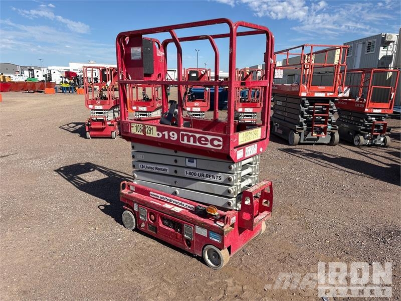 MEC MICRO 19 Electric Scissor Lift Škarjaste dvižne ploščadi