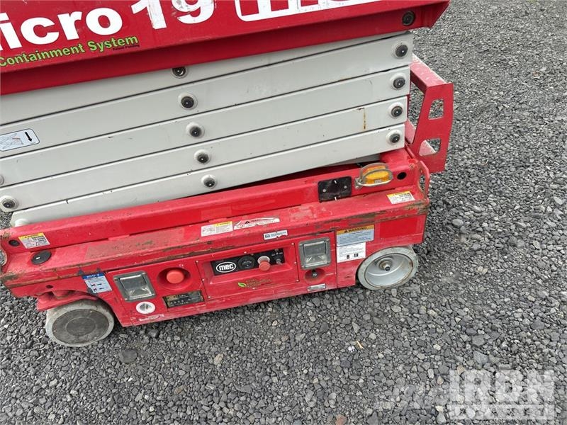 MEC MICRO 19 Electric Scissor Lift Škarjaste dvižne ploščadi