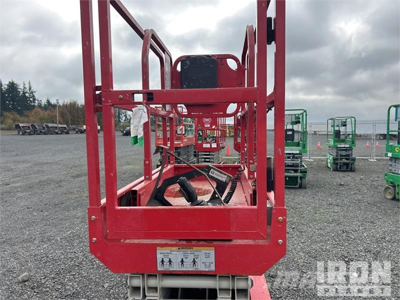 MEC MICRO 19 Electric Scissor Lift Škarjaste dvižne ploščadi
