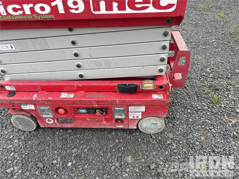MEC MICRO 19 Electric Scissor Lift Škaraste platforme