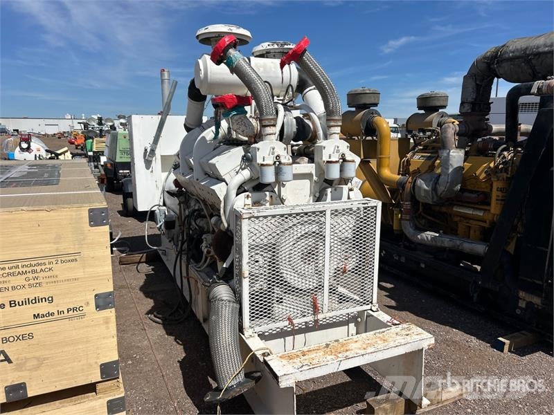 Mecon 680FDF4338AC M000 W 750 kW Skid-Mounted Gene Generadores diesel