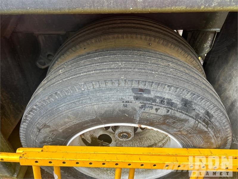  Menard Flat Top S/A Frac Tank معدات البناء - غير ذلك