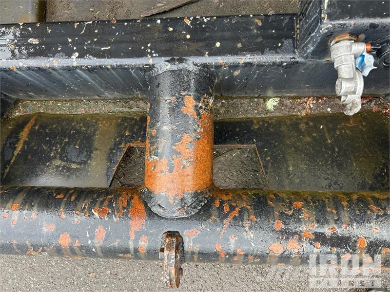  Menard Flat Top S/A Frac Tank معدات البناء - غير ذلك
