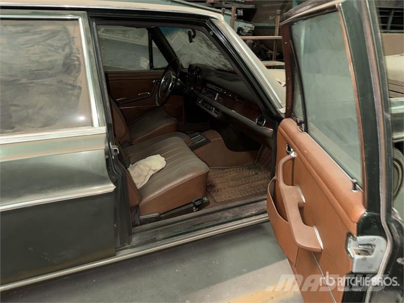 Mercedes-Benz 280SEL Automobile 자동차